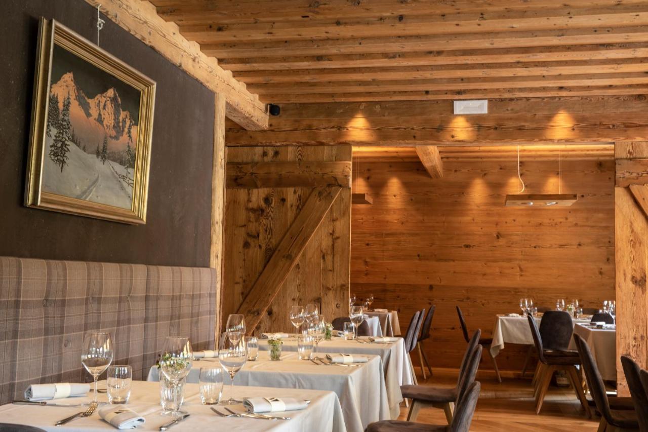 Dolomiti Lodge Alvera Cortina d'Ampezzo Bagian luar foto
