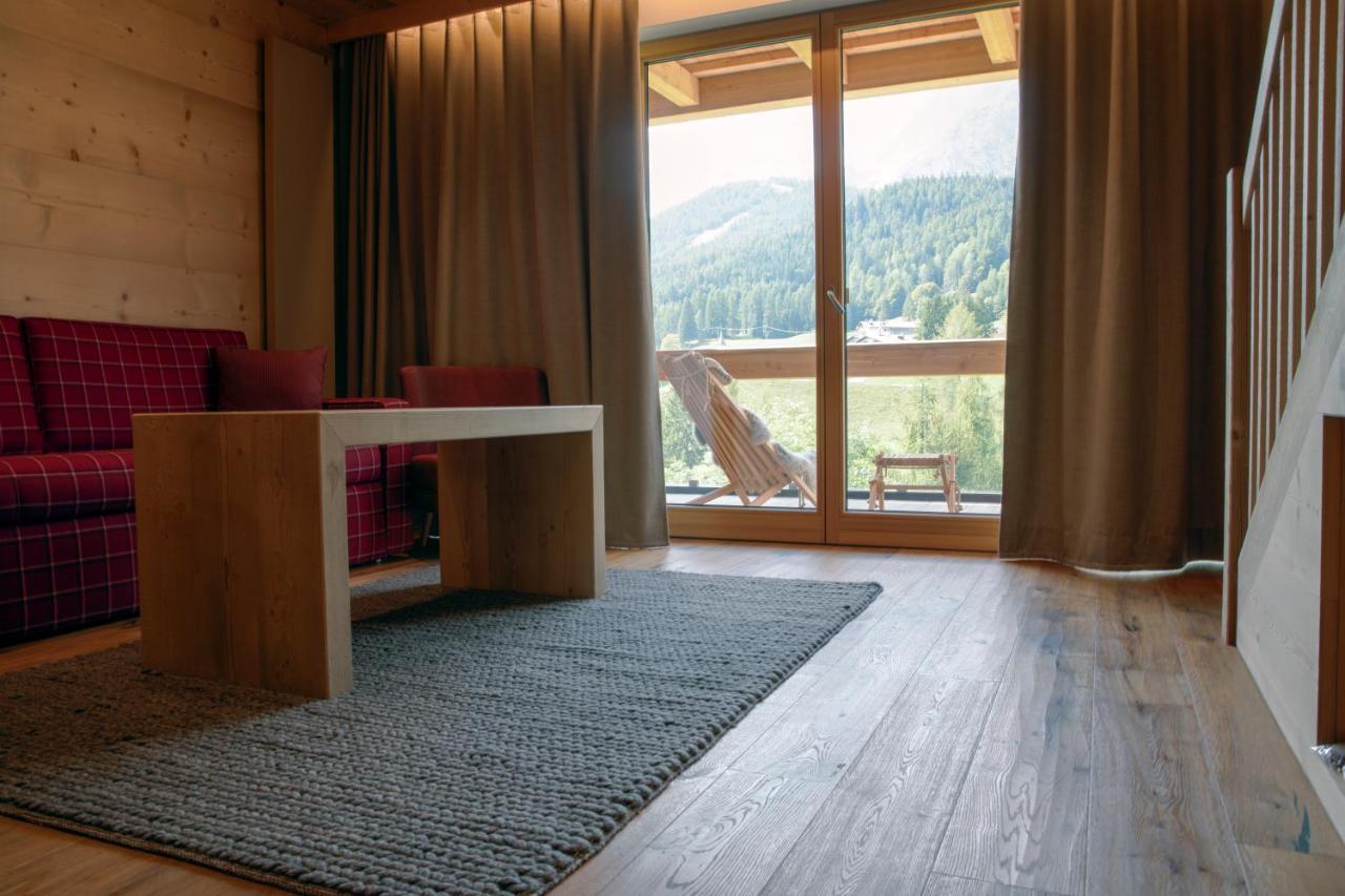 Dolomiti Lodge Alvera Cortina d'Ampezzo Bagian luar foto