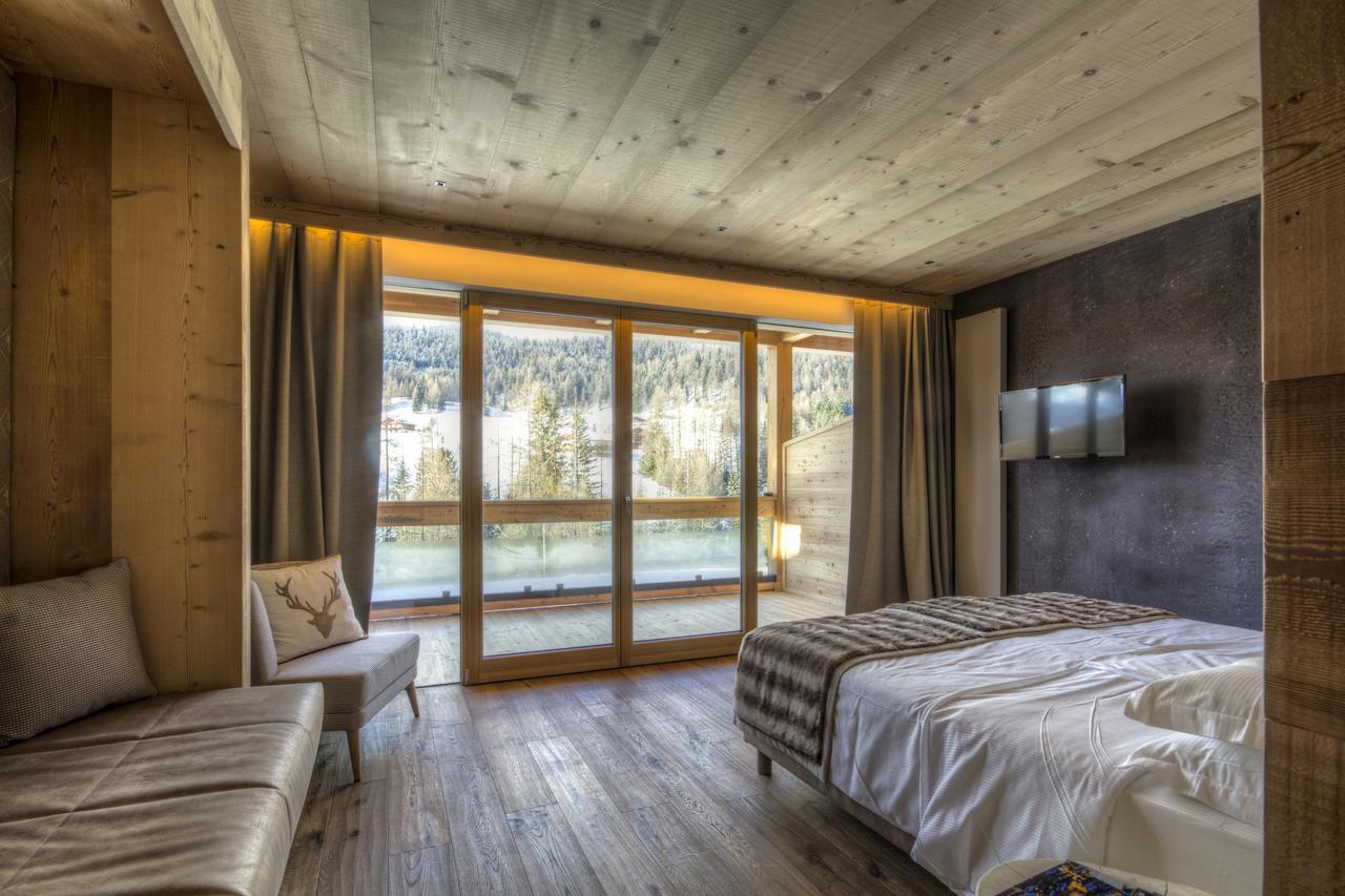 Dolomiti Lodge Alvera Cortina d'Ampezzo Bagian luar foto
