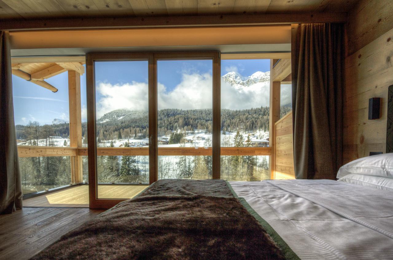 Dolomiti Lodge Alvera Cortina d'Ampezzo Bagian luar foto