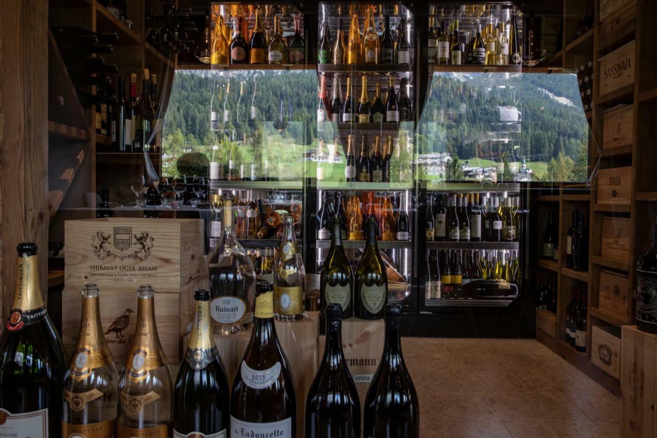 Dolomiti Lodge Alvera Cortina d'Ampezzo Bagian luar foto