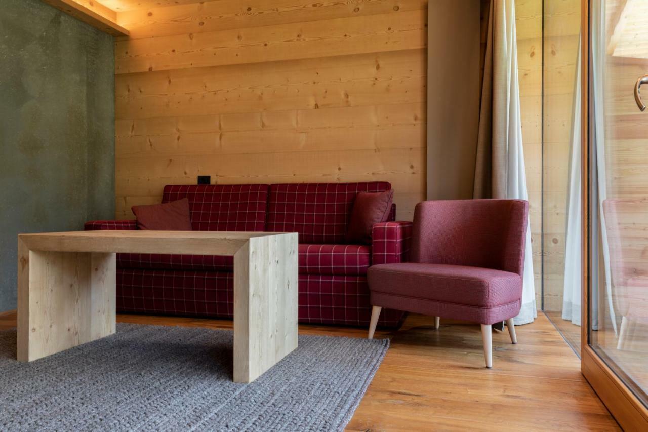 Dolomiti Lodge Alvera Cortina d'Ampezzo Bagian luar foto